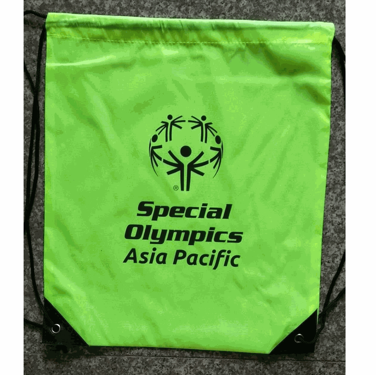 Get Customized logo print goodies bags Starts from 100pcs for Running race, company event, career fair, trade show, exhibition and conference.